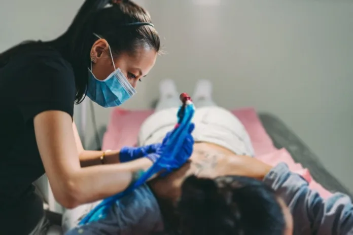 Risks while getting a tattoo - Witapedia