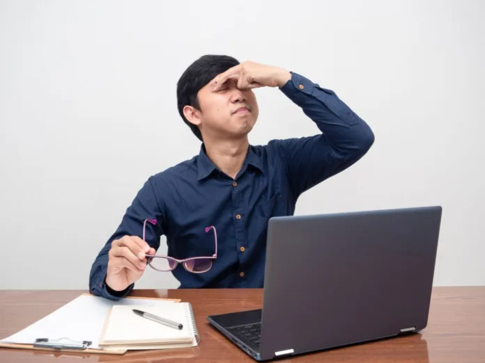 Tips to protect eyes from screen strain - Witapedia