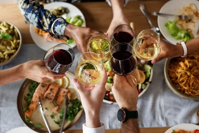 Which foods to avoid while having alcohol - Witapedia