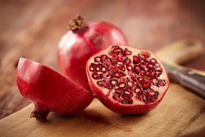 Health benefits of eating pomegranate - Witapedia