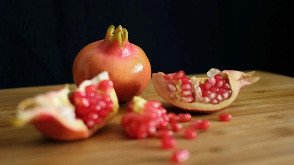 Uses and benefits of pomegranate peel