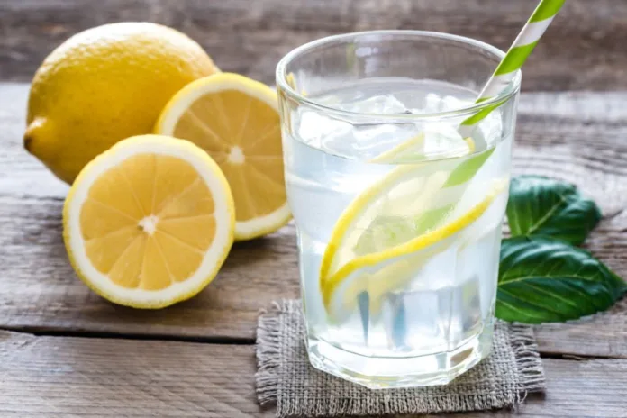 5 Reasons Why too Much Lemon Water is Health Danger - Witapedia