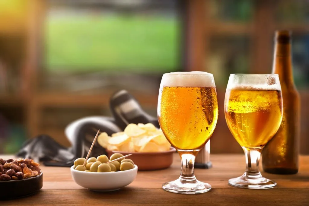 Best Foods to Eat Before Drinking Alcohol - Witapedia