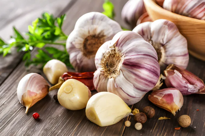 How consuming garlic improves heart health - Witapedia