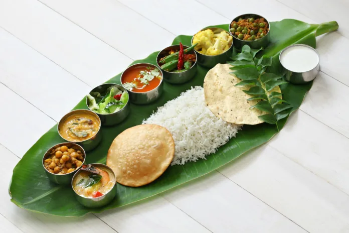 Reasons Why Eating On Banana Leaves Enhances Your Health - Witapedia